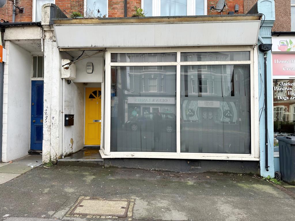 Lot: 88 - COMMERCIAL PROPERTY FOR INVESTMENT -